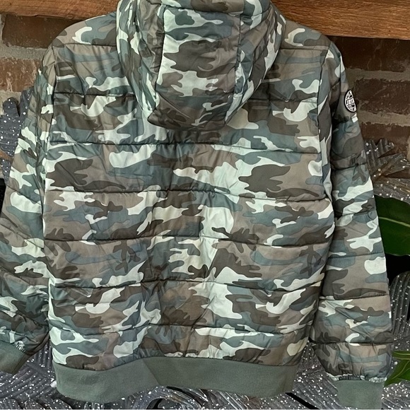 Girls justice sz 18/20 packable puffer green camo jacket coat - Picture 2 of 4